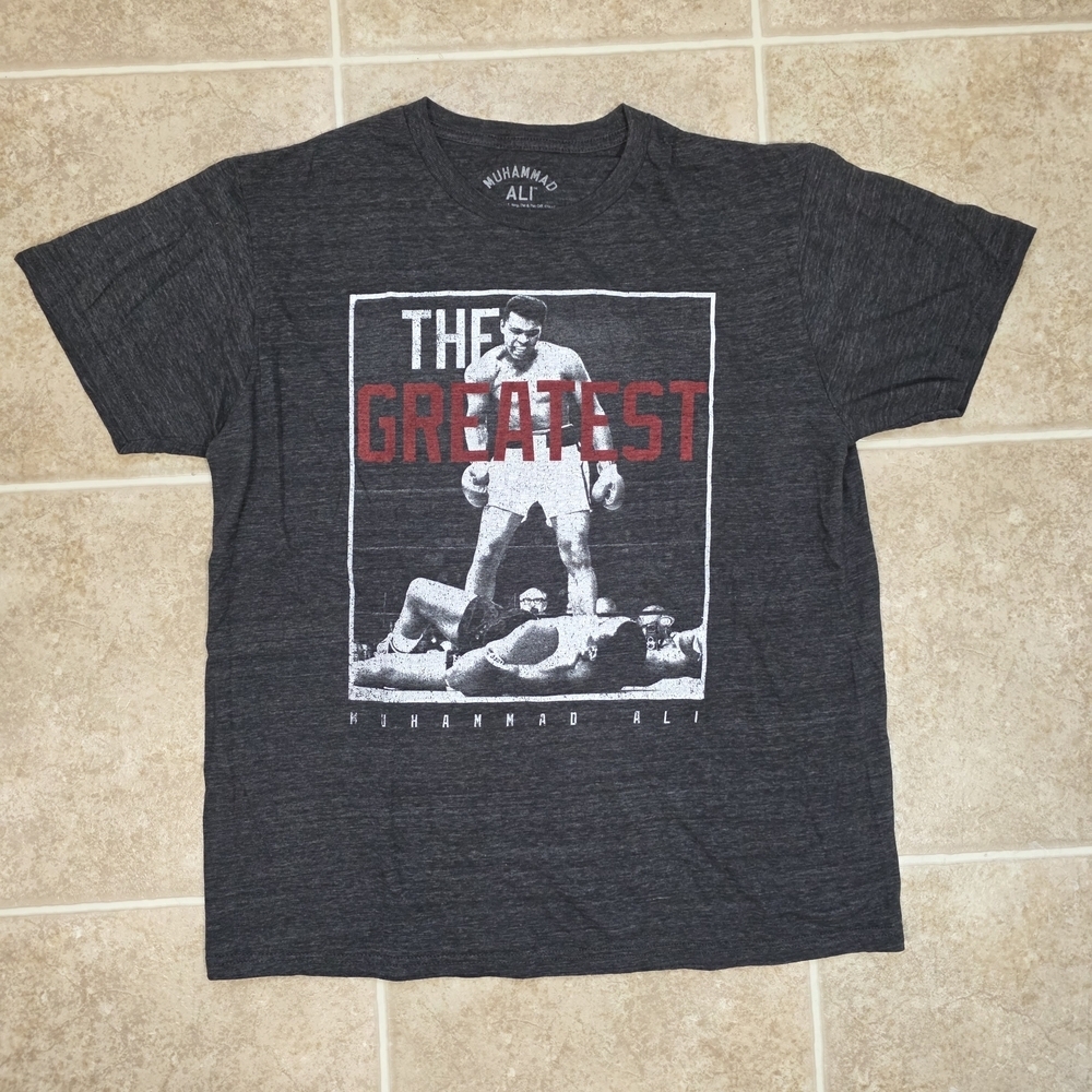 Muhammad Ali “The Greatest” Boxing Graphic Tee Size Large